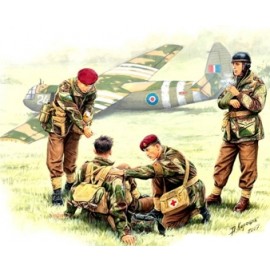 Plastic kit figures  MB3534