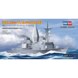 Plastic kit ships HB82505