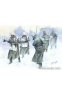 Plastic kit figures  MB35103