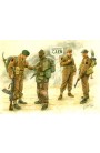 Plastic kit figures  MB3512